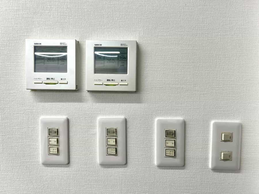 【空調・電気スイッチは入り口付近にございます】 - TIME SHARING 浅草SCRビル 6Aの写真