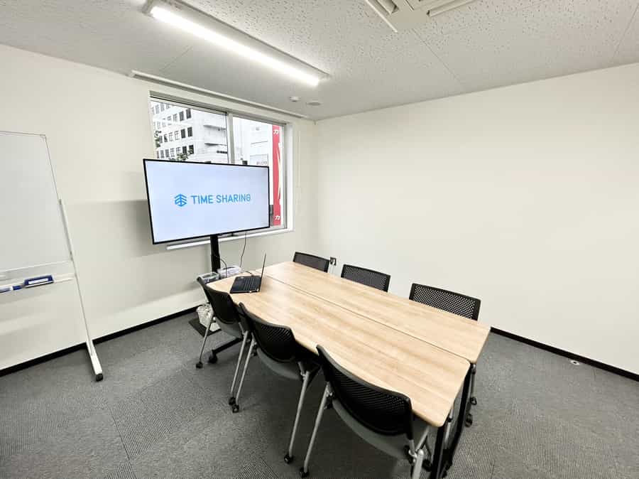 【関内駅より徒歩30秒!好立地な会議室です♪】 - TIME SHARING 横浜関内 セルテアネックス 3Aの写真