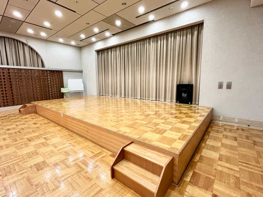 【ステージ】- 東京YWCA(御茶ノ水)カフマンホール -