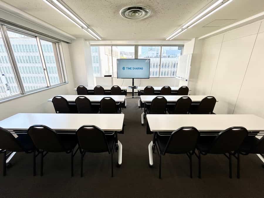 【新宿三丁目駅より徒歩3分!18名収容のリーズナブルな会議室がオープン♪】 - TIME SHARING 新宿9Cの写真