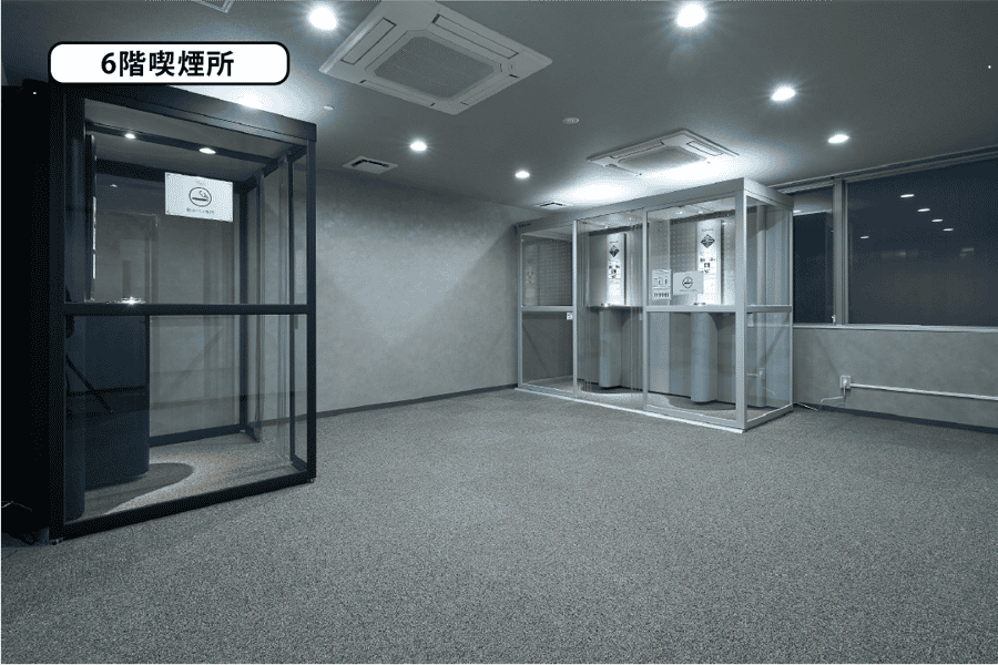 【6F喫煙所 - 加熱式タバコと紙タバコでブースが分かれております】- TIME SHARING 新橋駅前8F(銀座口) の写真