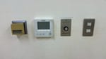 【電気と空調のスイッチも中にございます】