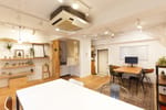 観葉植物があり落ち着いた空間 - GOBLIN.原宿店-GALLERY B-の写真