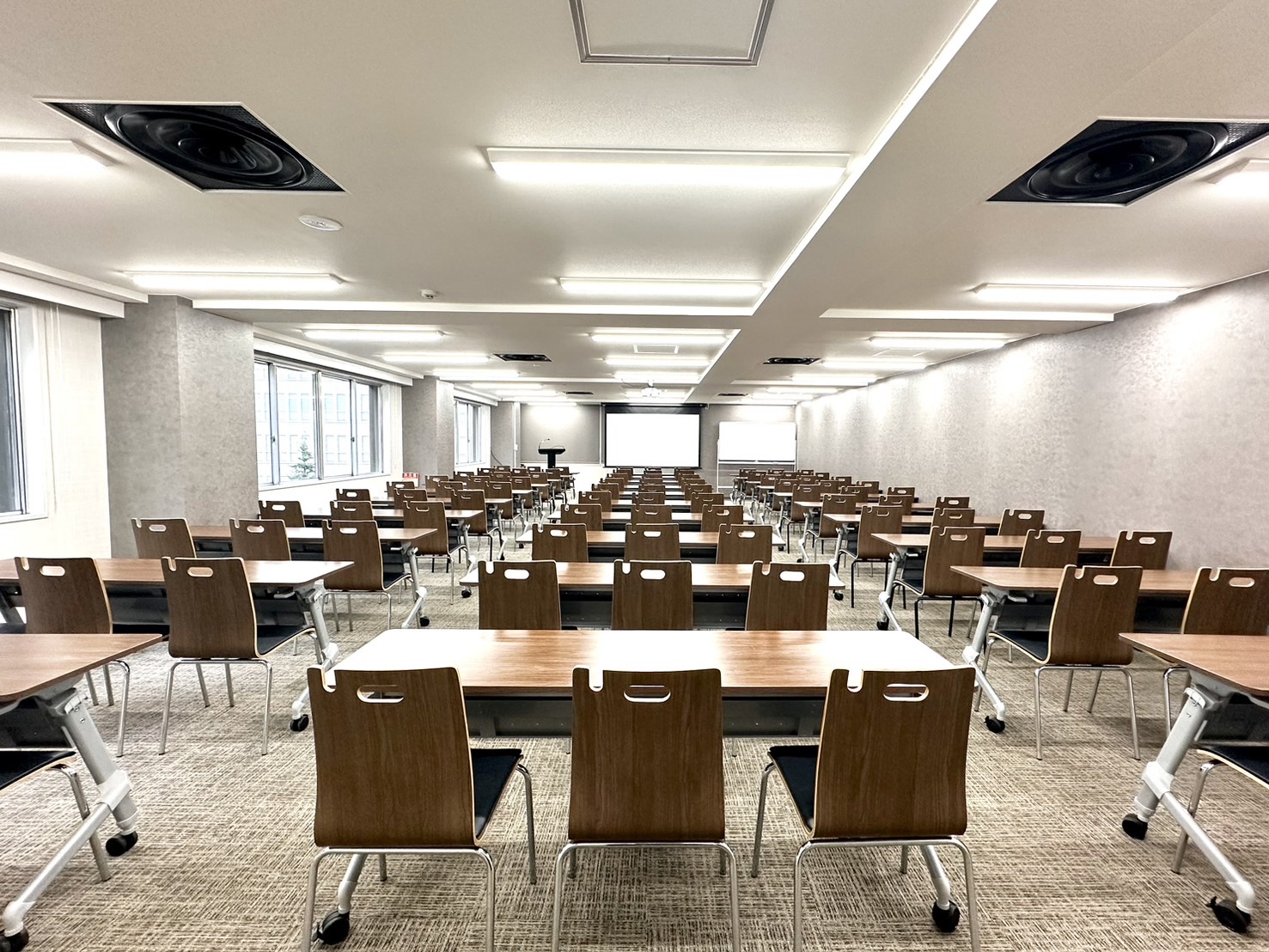 新宿】TIME SHARING 新宿5A｜貸し会議室・レンタルスペースならタイム