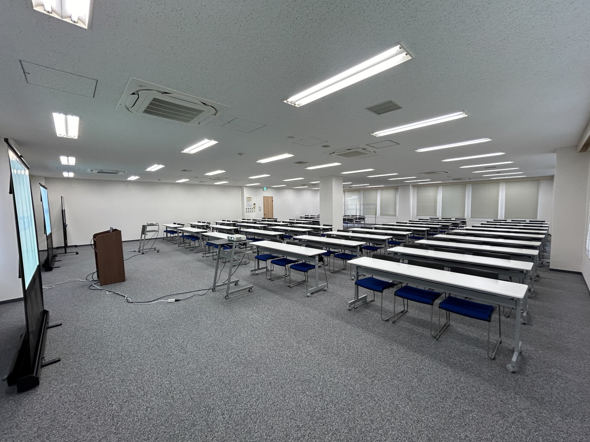 八丁堀駅徒歩4分！京橋 SC新京橋ビル内の会場特集